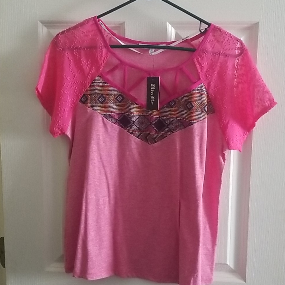 Miss Me Short Sleeve Top NWT